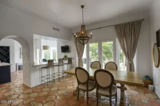 Photo #6: 6246268 Listing