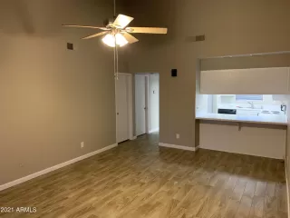 Photo #4: 6246290 Listing