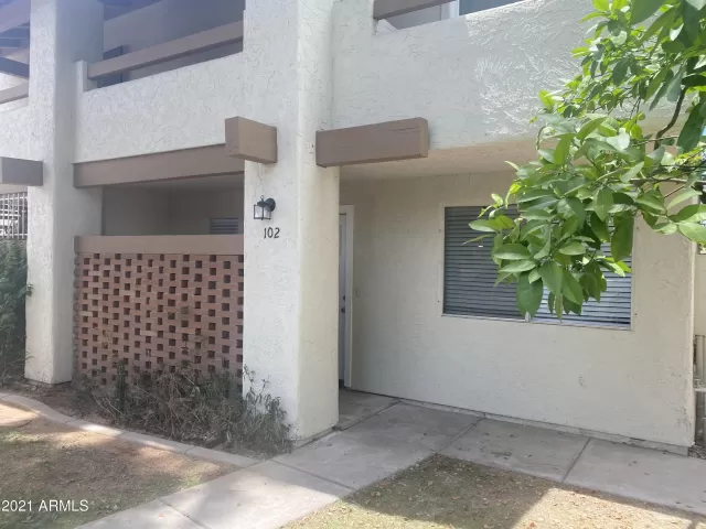 MLS: 6246298 Condo For Sale