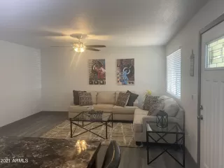Photo #3: 6246298 Listing