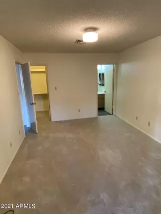 Photo #3: 6246335 Listing