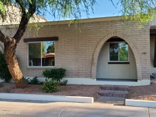 Photo #2: 6246461 Listing