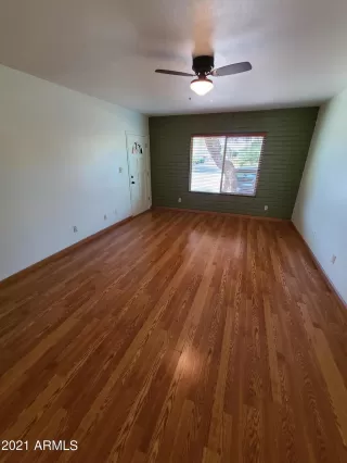 Photo #3: 6246461 Listing