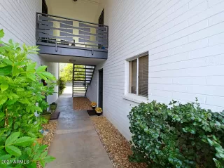 Photo #3: 6246608 Listing