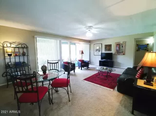 Photo #5: 6246608 Listing