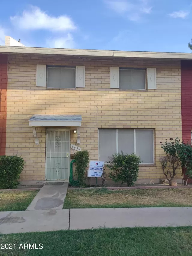 MLS: 6246856 Condo For Sale