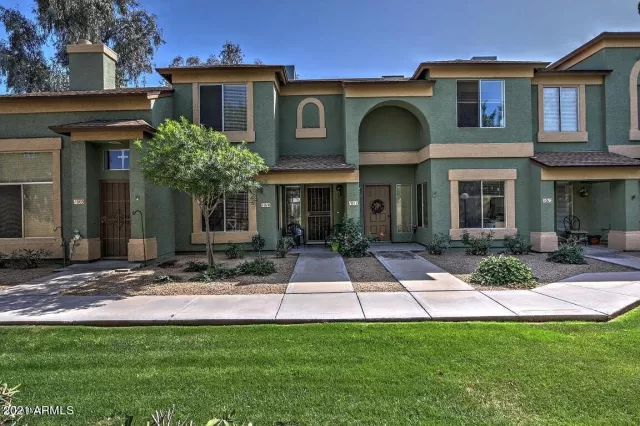 MLS: 6247139 Condo For Sale