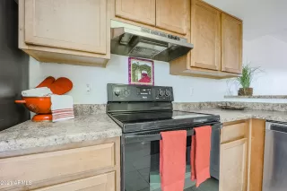 Photo #3: 6247216 Listing