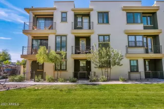 Photo #2: 6247300 Listing