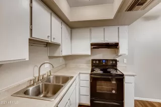 Photo #5: 6247364 Listing