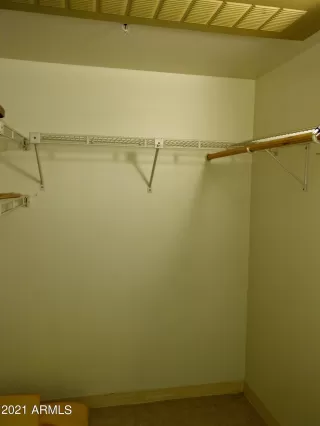 Photo #5: 6247480 Listing