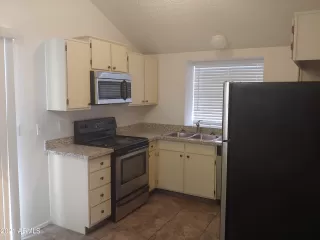 Photo #4: 6247698 Listing 