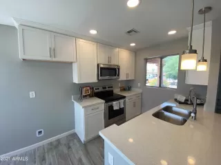 Photo #6: 6247759 Listing