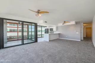 Photo #2: 6247796 Listing