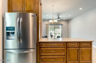 Photo #6: 6247801 Listing