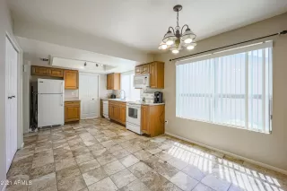 Photo #2: 6247841 Listing