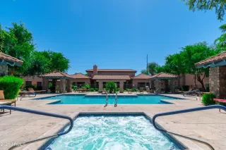 Photo #2: 6247932 Listing