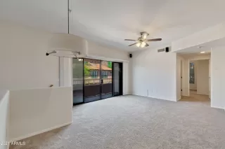 Photo #4: 6247932 Listing