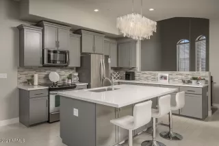 Photo #3: 6248185 Listing 