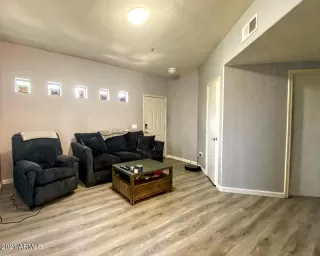 Photo #2: 6248278 Listing