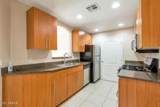 Photo #5: 6248361 Listing