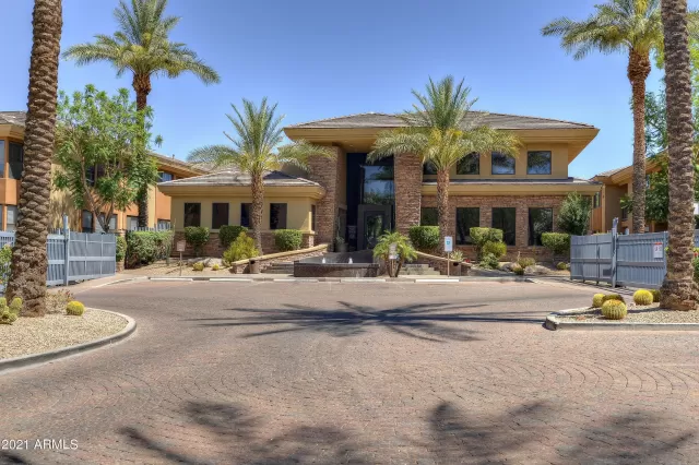 MLS: 6248416 Condo For Sale