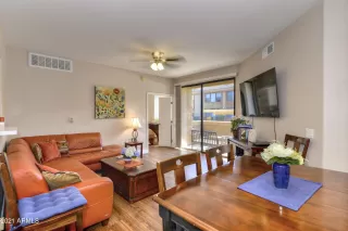 Photo #2: 6248416 Listing