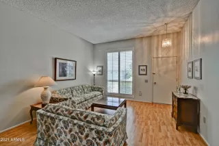 Photo #4: 6248471 Listing 