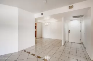 Photo #2: 6248558 Listing