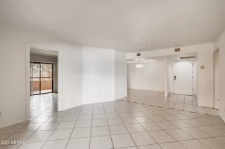 Photo #5: 6248558 Listing