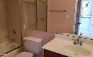 Photo #6: 6248610 Listing