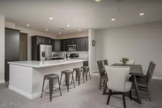 Photo #2: 6248677 Listing 