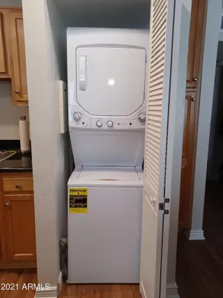 Photo #4: 6248730 Listing