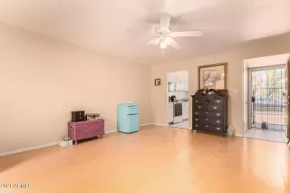 Photo #5: 6248751 Listing