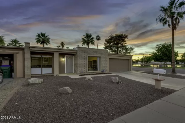 MLS: 6249025 Condo For Sale