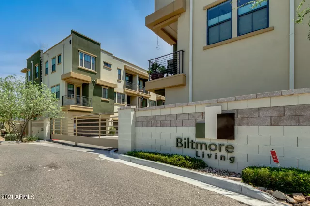 MLS: 6249073 Condo For Sale