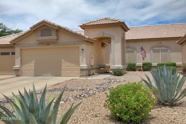 MLS: 6249107 Condo For Sale