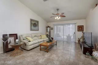 Photo #6: 6249107 Listing