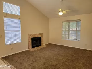 Photo #4: 6249162 Listing