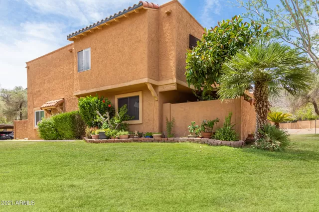 MLS: 6249225 Condo For Sale