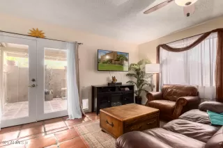 Photo #2: 6249225 Listing 