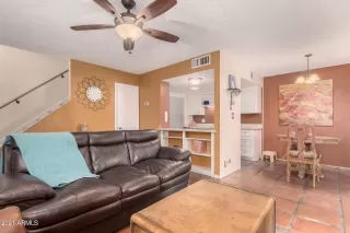 Photo #4: 6249225 Listing 