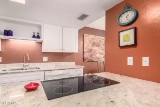 Photo #6: 6249225 Listing 