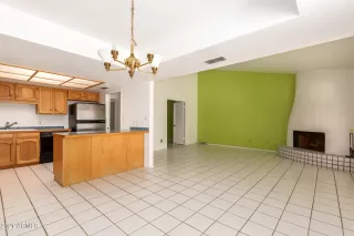 Photo #4: 6249314 Listing