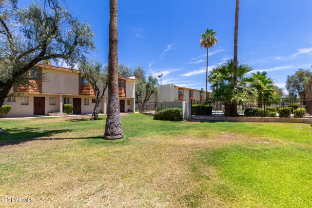 MLS: 6249329 Condo For Sale