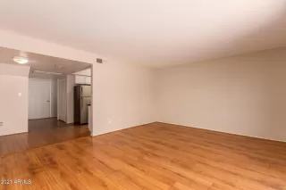 Photo #2: 6249329 Listing