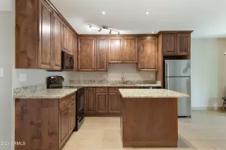 Photo #4: 6249454 Listing