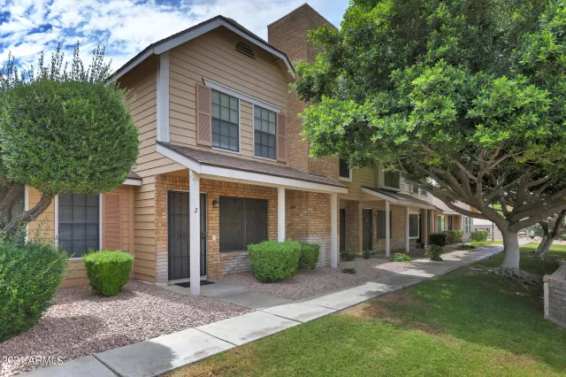 MLS: 6249507 Condo For Sale