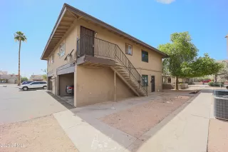 Photo #5: 6249570 Listing