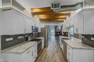 Photo #3: 6249749 Listing 